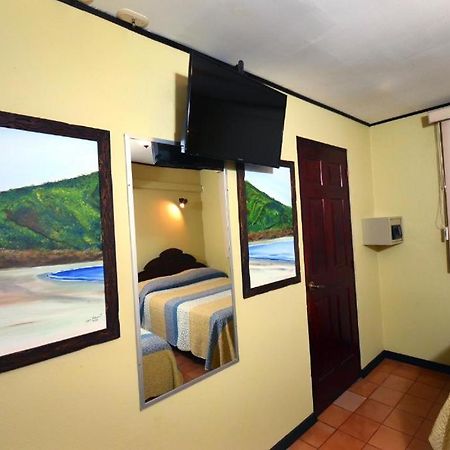 Mangaby Playa Hermosa Плая Eрмоса Екстериор снимка